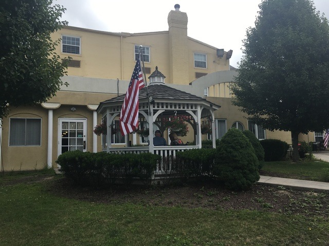 HERITAGE MANOR SENIOR LIVING 
